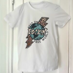Women’s Graphic Tee